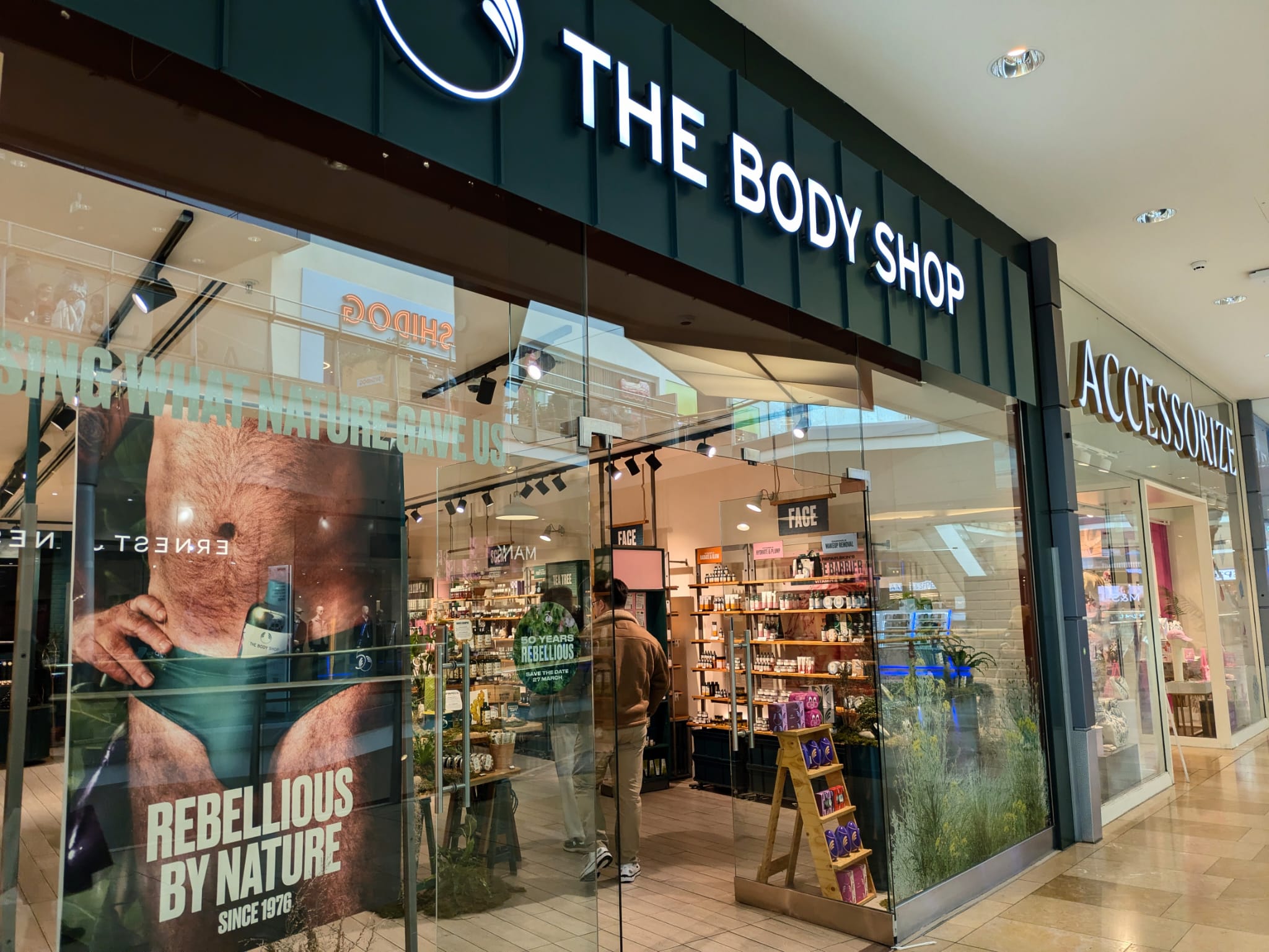 Body Shop Birmingham Bullring shopper giveaways for 50th anniversary