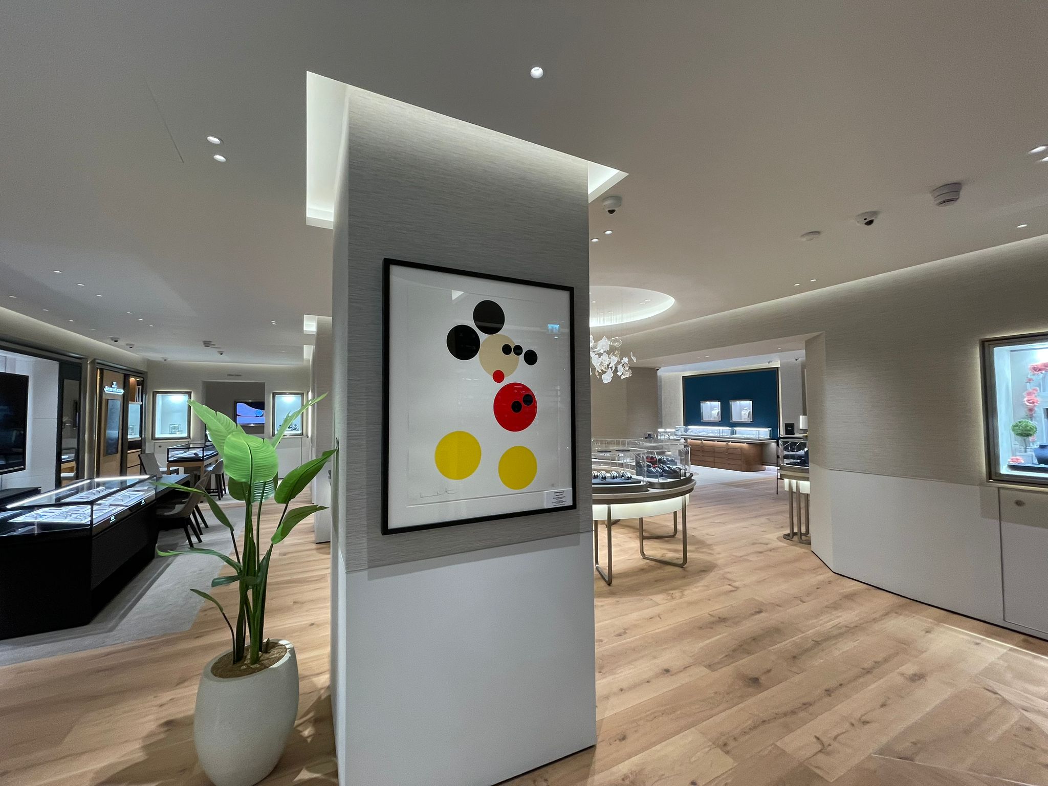 Warhol to Emin – Forward Gallery showcases art in Mappin & Webb